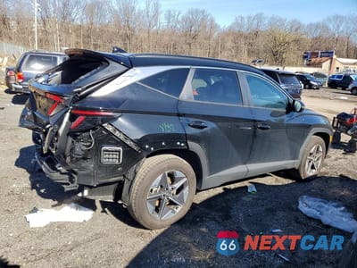 Trzecie zdjęcie samochodu z tyłu: 2025 HYUNDAI TUCSON SEL CONVENIENCE VIN:5NMJCCDE9SH594089 - miniatura