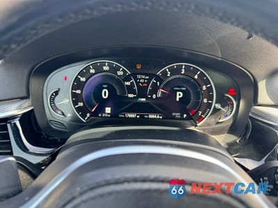 Zdjęcie 8 z 14 samochodu: 2019 BMW 540 XI VIN:WBAJE7C59KG893055 - miniatura