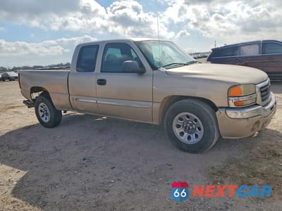 Czwarte zdjęcie samochodu z boku: 2005 GMC NEW SIERRA C1500 VIN:2GTEC19V351183410 - miniatura