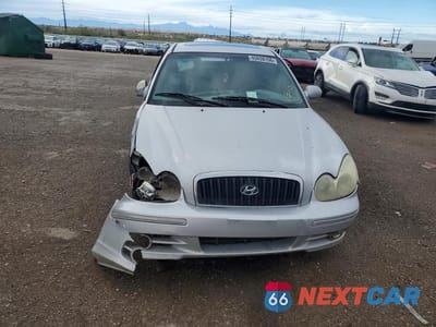 Piąte zdjęcie samochodu w środku: 2004 HYUNDAI SONATA GLS VIN:KMHWF35H24A916232 - miniatura