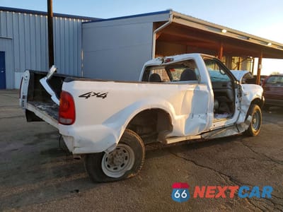 Trzecie zdjęcie samochodu z tyłu: 2002 FORD F250 SUPER DUTY VIN:1FTNF21LX2EC81092 - miniatura