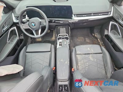 Zdjęcie 8 z 13 samochodu: 2025 BMW X1 XDRIVE28I VIN:WBX73EF06S5341700 - miniatura