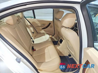 Zdjęcie 10 z 12 samochodu: 2014 BMW 335 XI VIN:WBA3B9G53ENR90291 - miniatura