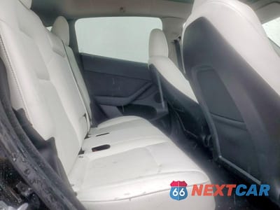 Zdjęcie 11 z 12 samochodu: 2023 TESLA MODEL Y VIN:7SAYGDEE7PF891848 - miniatura