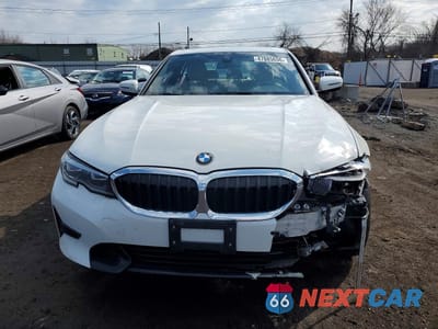 Piąte zdjęcie samochodu w środku: 2021 BMW 330XI VIN:3MW5R7J06M8B66468 - miniatura