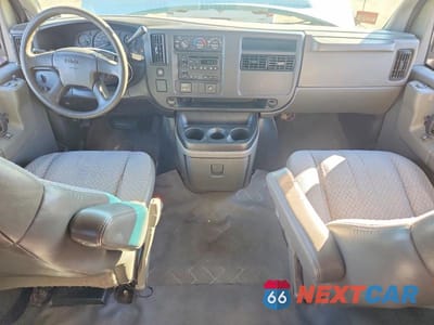 Zdjęcie 8 z 14 samochodu: 2006 GMC SAVANA G3500 VIN:1GJHG39U761236596 - miniatura