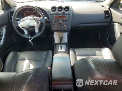 Zdjęcie 8 z 13 samochodu: 2008 NISSAN ALTIMA HYBRID BASE VIN:1N4CL21EX8C280374 - miniatura