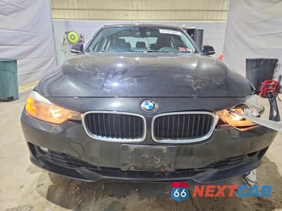 Piąte zdjęcie samochodu w środku: 2015 BMW 328 XI SULEV VIN:WBA3B5C54FF962011 - miniatura