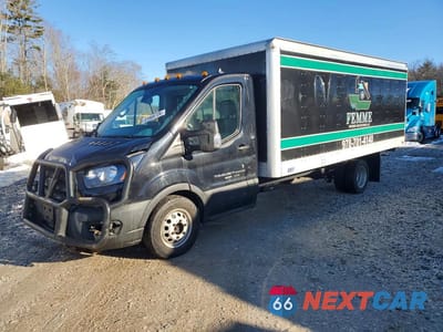 2022 FORD TRANSIT BOX TRUCK 1FDRU8ZG8NKA02404 - główne zdjęcie licytacji z USA - miniatura