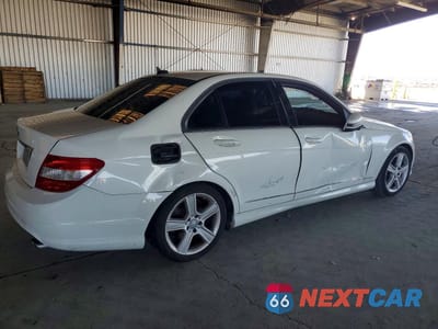 Trzecie zdjęcie samochodu z tyłu: 2010 MERCEDES-BENZ C 300 VIN:WDDGF5EB7AR105027 - miniatura