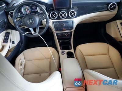 Zdjęcie 8 z 11 samochodu: 2015 MERCEDES-BENZ CLA 250 4MATIC VIN:WDDSJ4GB9FN174140 - miniatura