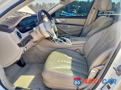 Zdjęcie 7 z 12 samochodu: 2019 MERCEDES-BENZ S 560 VIN:WDDUG8DB0KA453674 - miniatura