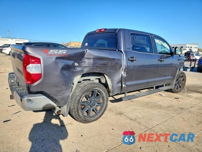Trzecie zdjęcie samochodu z tyłu: 2019 TOYOTA TUNDRA SR5 VIN:5TFEM5F14KX136374 - miniatura