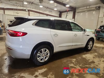 Trzecie zdjęcie samochodu z tyłu: 2020 BUICK ENCLAVE ESSENCE VIN:5GAEVAKW1LJ205986 - miniatura