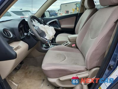 Zdjęcie 7 z 13 samochodu: 2008 TOYOTA RAV4 BASE VIN:JTMBD33V186056530 - miniatura