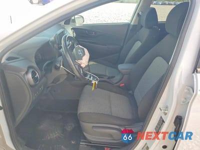Zdjęcie 7 z 11 samochodu: 2020 HYUNDAI KONA SEL VIN:KM8K22AA6LU409585 - miniatura