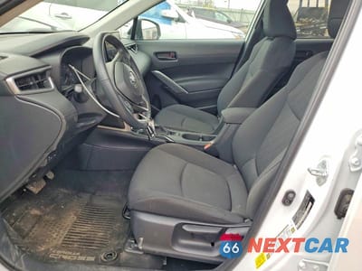 Zdjęcie 7 z 13 samochodu: 2023 TOYOTA COROLLA CROSS LE VIN:7MUCAABG5PV050027 - miniatura