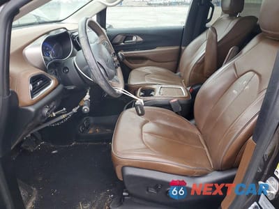 Zdjęcie 7 z 13 samochodu: 2017 CHRYSLER PACIFICA LIMITED VIN:2C4RC1GG6HR614530 - miniatura