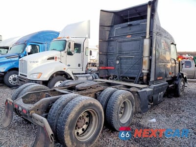 Czwarte zdjęcie samochodu z boku: 2007 VOLVO VN VNL VIN:4V4NC9GH57N459409 - miniatura
