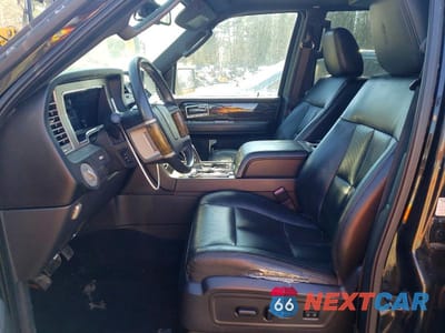 Zdjęcie 7 z 13 samochodu: 2010 LINCOLN NAVIGATOR VIN:5LMJJ2J50AEJ04735 - miniatura