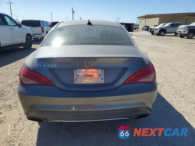 Zdjęcie 6 z 12 samochodu: 2019 MERCEDES-BENZ CLA 250 VIN:WDDSJ4EB8KN736817 - miniatura