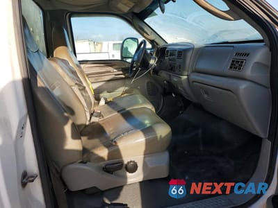 Zdjęcie 10 z 12 samochodu: 2022 FORD F450 VIN:3H3V532K5SS011193 - miniatura
