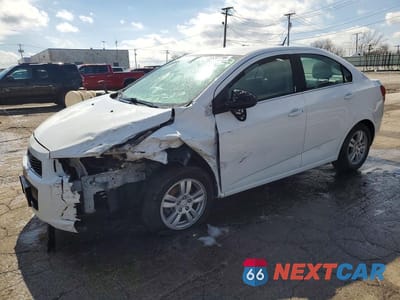 2014 CHEVROLET SONIC LT 1G1JC5SH8E4175679 - główne zdjęcie licytacji z USA - miniatura