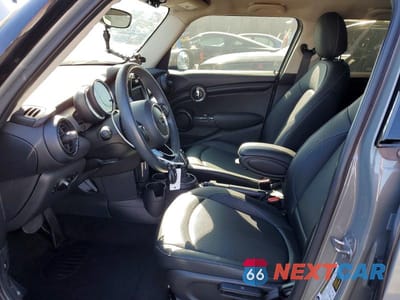 Zdjęcie 7 z 12 samochodu: 2020 MINI COOPER VIN:WMWXU7C00L2L99473 - miniatura