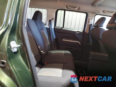 Zdjęcie 11 z 13 samochodu: 2008 JEEP PATRIOT SPORT VIN:1J8FF28W88D759554 - miniatura