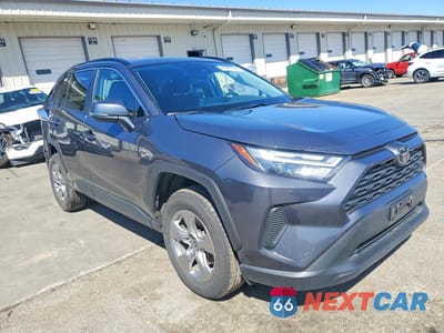 Czwarte zdjęcie samochodu z boku: 2025 TOYOTA RAV4 XLE VIN:2T3P1RFV8SW554226 - miniatura