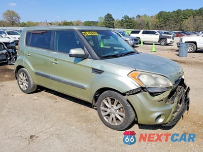 Czwarte zdjęcie samochodu z boku: 2013 KIA SOUL + VIN:KNDJT2A65D7603968 - miniatura
