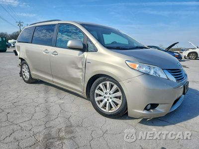 Czwarte zdjęcie samochodu z boku: 2017 TOYOTA SIENNA XLE 7-PASSENGER VIN:5TDDZ3DC4HS174210 - miniatura