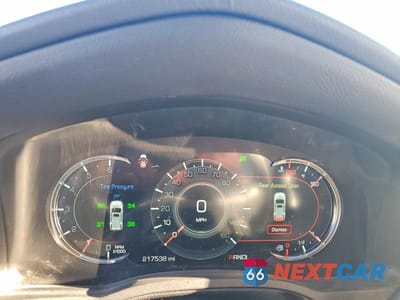 Zdjęcie 9 z 13 samochodu: 2018 CADILLAC ESCALADE PREMIUM LUXURY VIN:1GYS4CKJ5JR343544 - miniatura