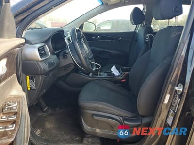 Zdjęcie 7 z 13 samochodu: 2018 KIA SORENTO LX V6 VIN:5XYPGDA51JG346680 - miniatura