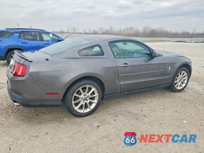 Trzecie zdjęcie samochodu z tyłu: 2010 FORD MUSTANG VIN:1ZVBP8AN6A5136065 - miniatura