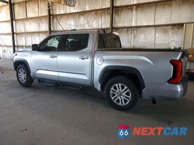 Drugie zdjęcie samochodu z przodu: 2022 TOYOTA TUNDRA SR5 VIN:5TFLA5AB5NX018225 - miniatura