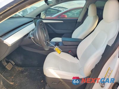 Zdjęcie 7 z 14 samochodu: 2023 TESLA MODEL Y VIN:7SAYGDEE2PA166803 - miniatura