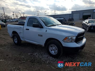 Czwarte zdjęcie samochodu z boku: 2017 RAM 1500 ST VIN:3C6JR6AG1HG586666 - miniatura