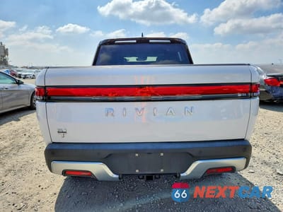 Zdjęcie 6 z 11 samochodu: 2024 RIVIAN R1T ADVENTURE VIN:7FCTGBAA3RN033290 - miniatura