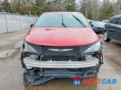 Piąte zdjęcie samochodu w środku: 2024 CHRYSLER GRAND CARAVAN SXT VIN:2C4RC1ZG8RR200938 - miniatura