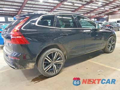 Trzecie zdjęcie samochodu z tyłu: 2019 VOLVO XC60 T5 R-DESIGN VIN:LYV102RM1KB242565 - miniatura