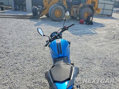 Zdjęcie 6 z 9 samochodu: 2018 HONDA CB500 F VIN:MLHPC4512J5500449 - miniatura