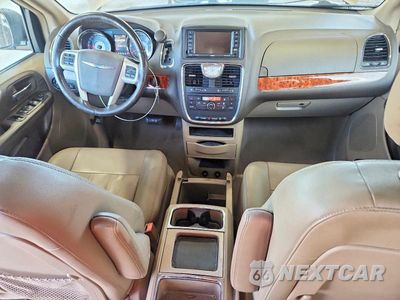 Zdjęcie 8 z 13 samochodu: 2016 CHRYSLER TOWN & COUNTRY TOURING VIN:2C4RC1BG2GR140985 - miniatura