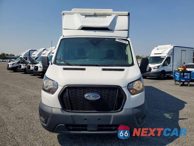 Piąte zdjęcie samochodu w środku: 2020 FORD TRANSIT DELIVERY TRUCK VIN:1FDBW5Z86LKA83399 - miniatura