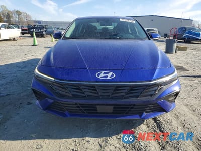Piąte zdjęcie samochodu w środku: 2024 HYUNDAI ELANTRA SEL VIN:KMHLS4DG7RU733878 - miniatura
