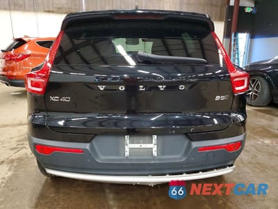 Zdjęcie 6 z 12 samochodu: 2023 VOLVO XC40 CORE VIN:YV4L12UK8P2966304 - miniatura