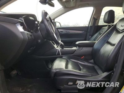 Zdjęcie 7 z 13 samochodu: 2017 CADILLAC XT5 LUXURY VIN:1GYKNDRS3HZ313048 - miniatura