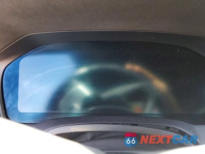 Zdjęcie 9 z 12 samochodu: 2019 BMW 330I VIN:WBA5R1C51KAJ99644 - miniatura
