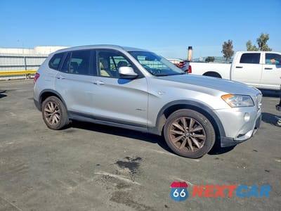 Czwarte zdjęcie samochodu z boku: 2013 BMW X3 XDRIVE28I VIN:5UXWX9C55D0A20852 - miniatura
