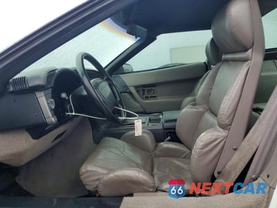 Zdjęcie 7 z 11 samochodu: 1991 CHEVROLET CORVETTE VIN:1G1YY2381M5107259 - miniatura